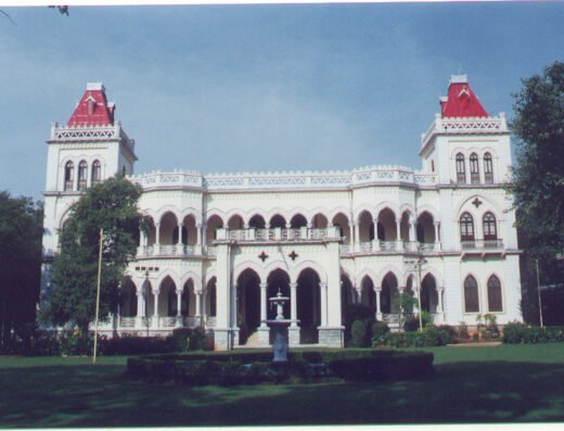 Le Palais Royal and Crown Villa Gardens