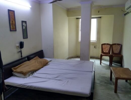 Metro City Hostel