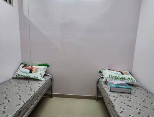 MP DELUXE GIRLS/ PG HOSTEL