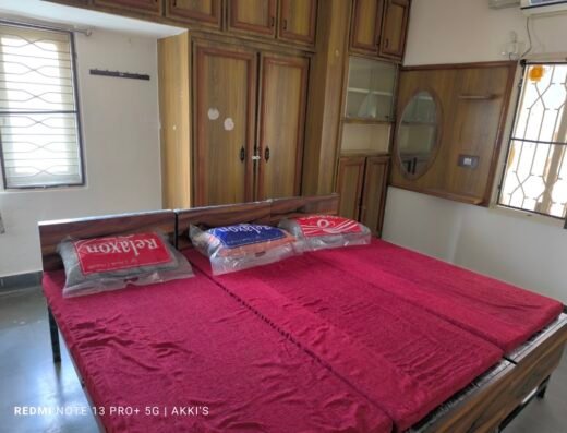 Sparkle Executive Ladies PG Hostel