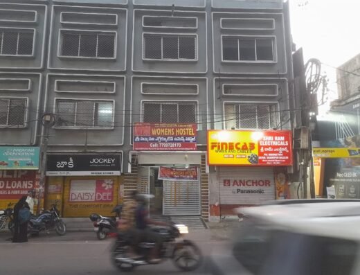 Sri Padmavathi Executive Women’s Hostel