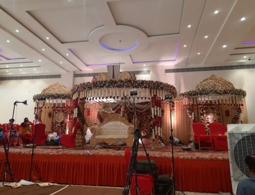 THE G-MAX CONVENTION A/C