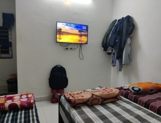 VS Grand PG Men’s Hostel
